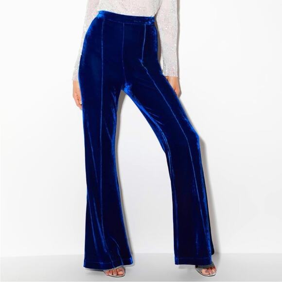 Lulu’s High Waisted Blue Velvet Flare Pants XS - Picture 2 of 9